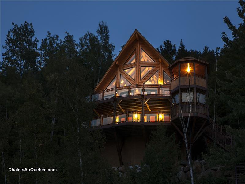 Scandinavian Lake-Simon Waterfront Chalet